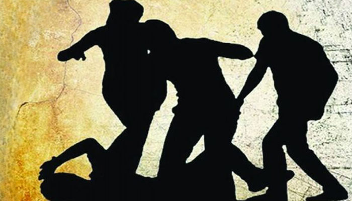 চট্টগ্রামে স্কুলছাত্রীকে ‘তুলে নিয়ে’ বিয়ে, সালিসে বাবাকে পিটিয়ে হত্যা