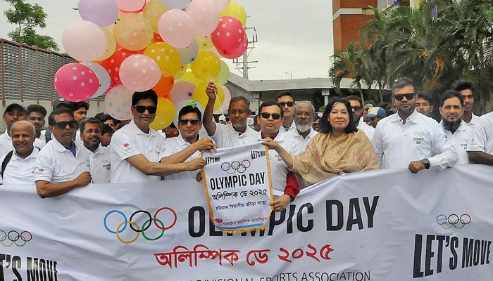 চট্টগ্রামে বর্ণাঢ্য আয়োজনে অলিম্পিক ডে রান, তরুণদের অংশগ্রহণে মুখর উৎসব
